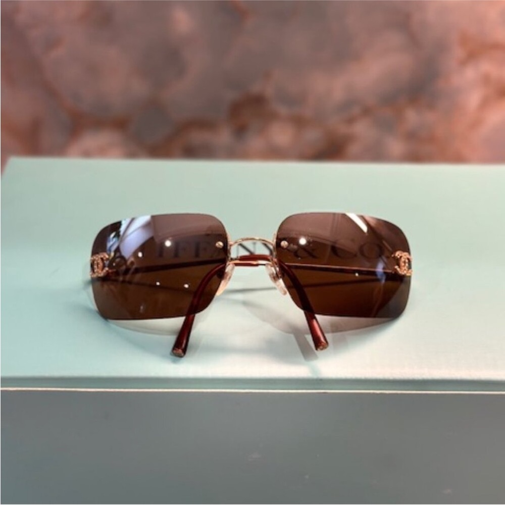 CHANEL rimless sunglasses